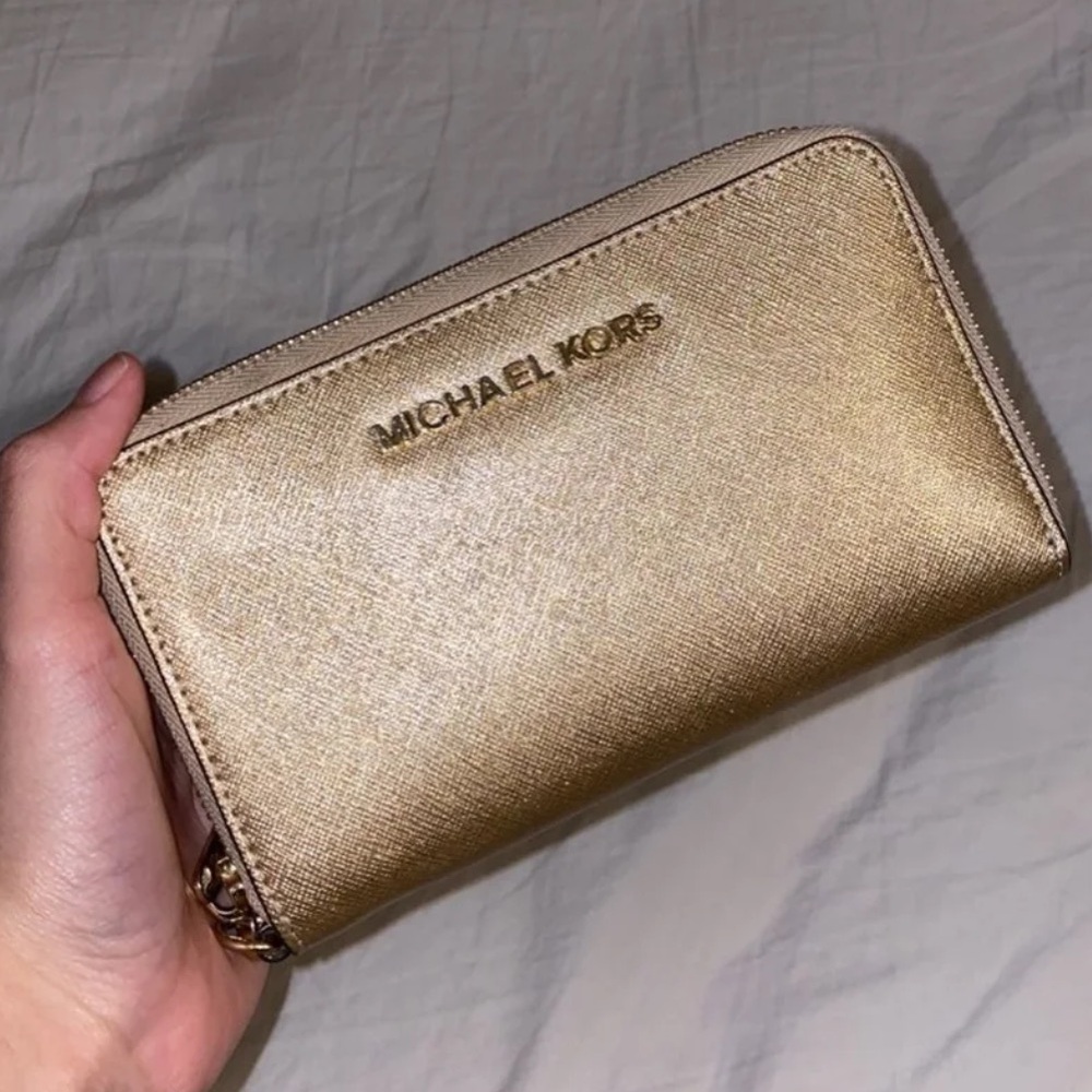 Michael Kors Metallic Gold Zip Wallet